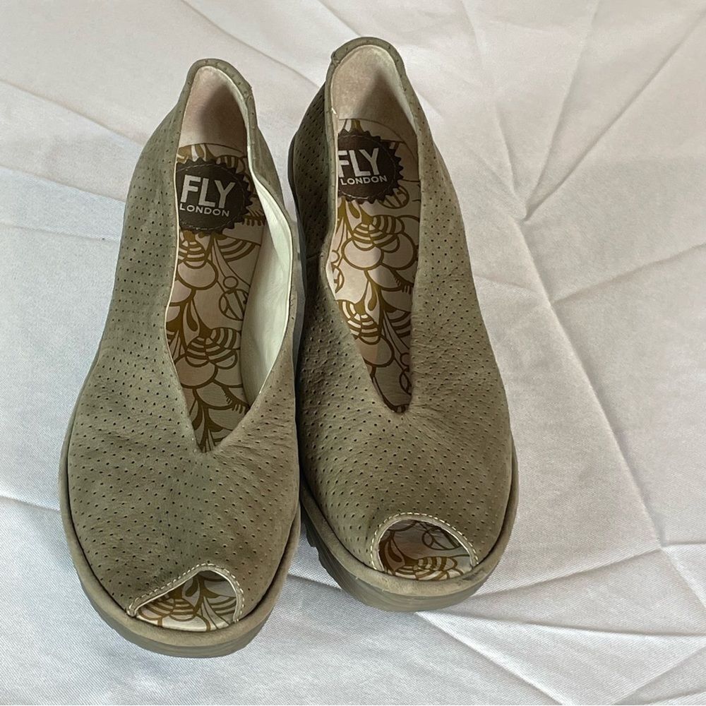 Fly London Women's Olive Peep Toe Mules